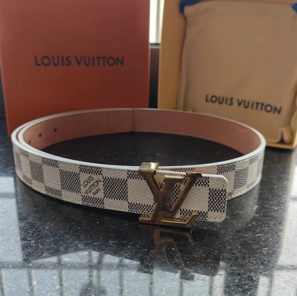 Louis Vuitton Initials Reversible Belt